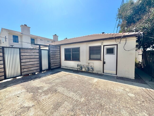 Photo - 4826-4832 Del Mar Avenue Unit 4828