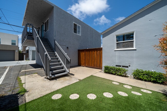 Photo - 3928 Kendall St Townhome