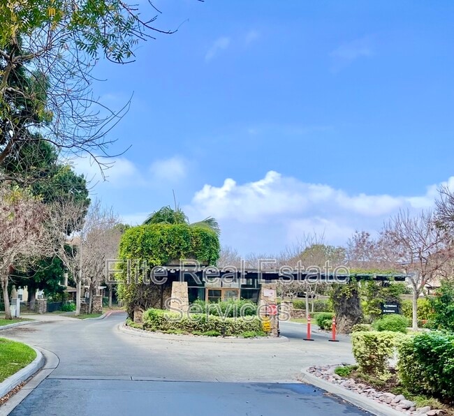 Photo - 1162 Hanford Ct