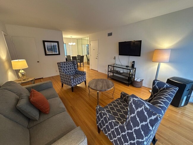 Photo - 204 S Arnaz Drive Apts.