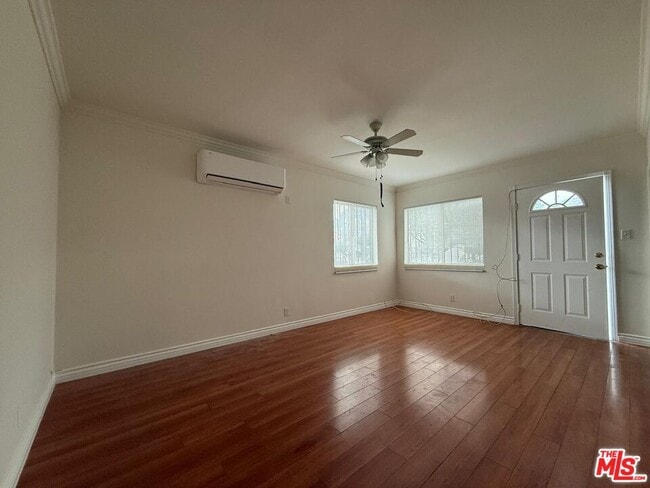 Photo - 7932 Brimfield Ave