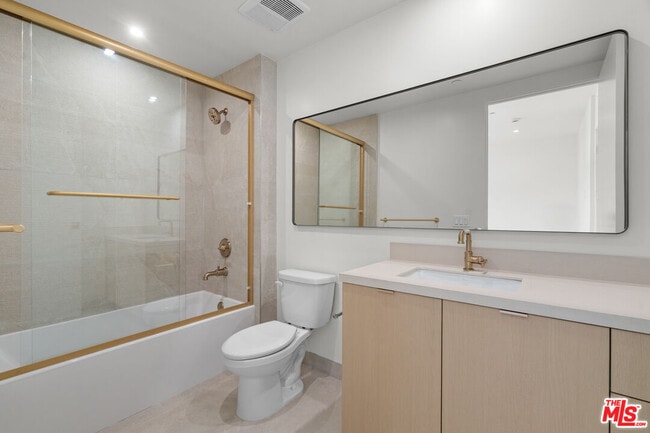 Photo - 1808 Lincoln Blvd Unit 202