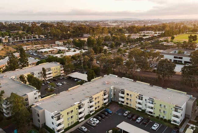 Building Photo - Mira Monte Rental