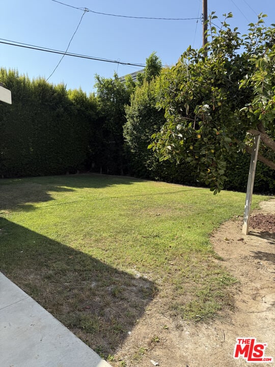 Photo - 153 S Gramercy Pl
