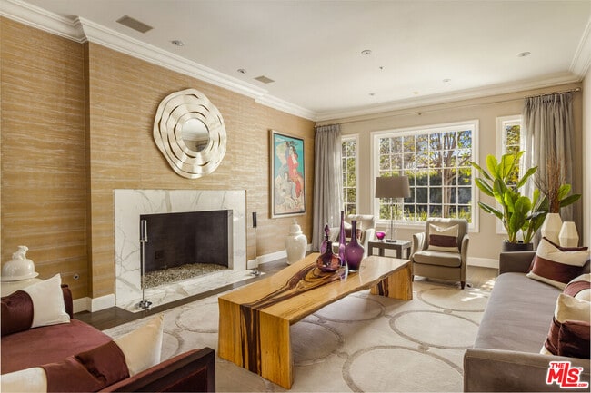 Photo - 720 N Crescent Dr