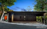 Photo - 7912 Willow Glen Rd House