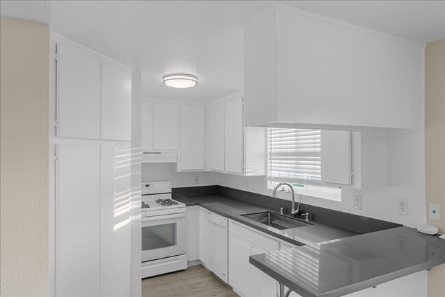 Photo - 350 Tile Ave Unit 201