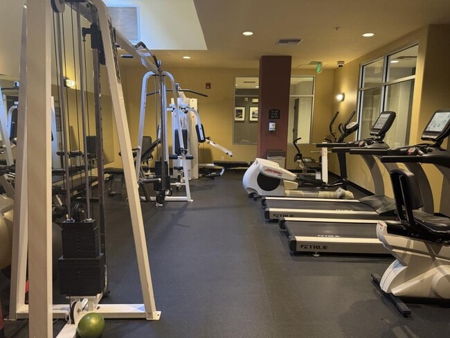 Photo - 350 K St Unit 617