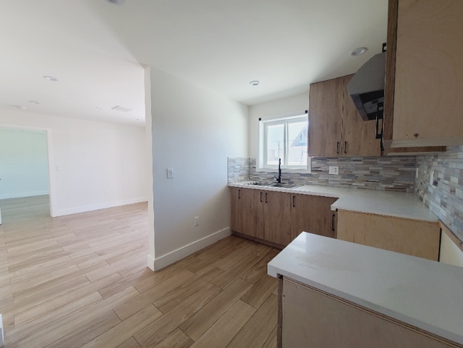 Photo - 9949 Pinewood Ave Unit 11