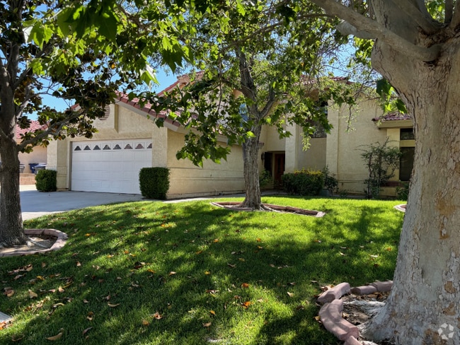 Building Photo - 43427 Buena Vista Way Rental