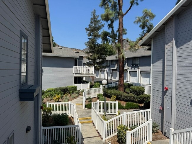 Photo - Lovely 2 Bedroom Condo in Azusa
