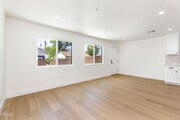 Photo - 1504 1/2-1531 E Topeka St
