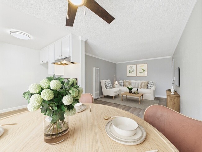 Photo - Sepulveda Landmark