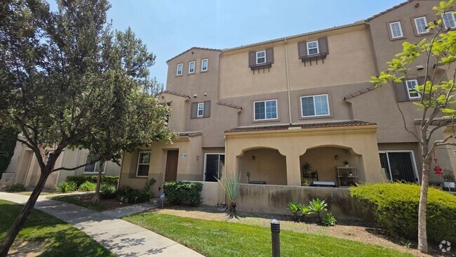 Building Photo - 31180 Lavender Ct Rental