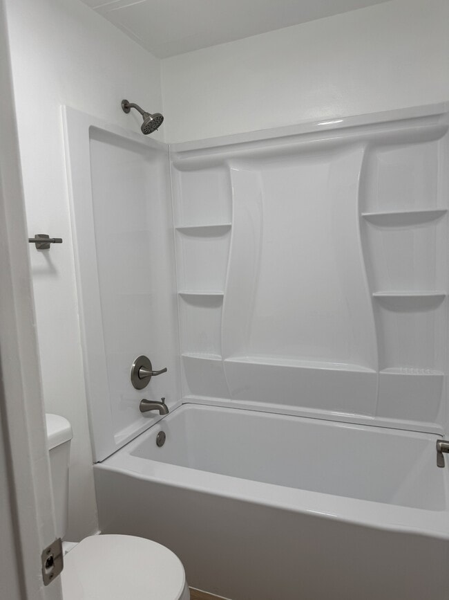 Photo - Covina Plaza Apartments