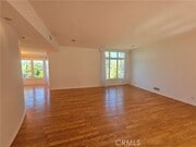 Photo - 310 S Thurston Ave
