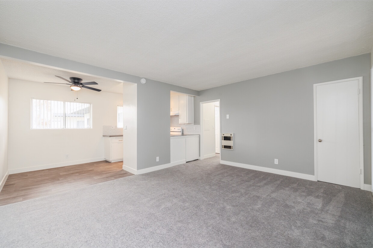 3D Tour - Island Breeze Apartments