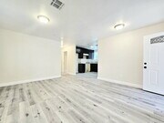 Photo - 321 E 103rd St