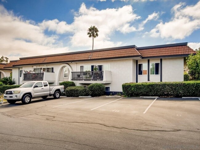 Photo - Upgraded 2bd/1ba Condo with Washer/Dryer in unit!