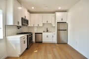 Photo - 5220-26 Radford Avenue Unit 5218