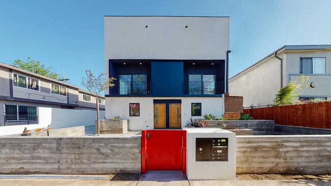 Photo - 3820 Montclair St Townhome