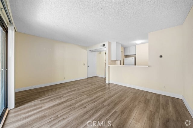 Building Photo - 208 Orange Blossom Unit 24 Rental