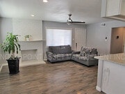 Photo - Bright and contemporary 3 bedroom, 2 bath ... House