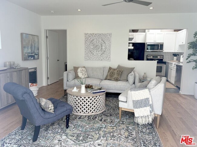 Photo - 25366 Malibu Rd Unit 2