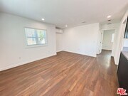 Photo - 818 N Harper Ave