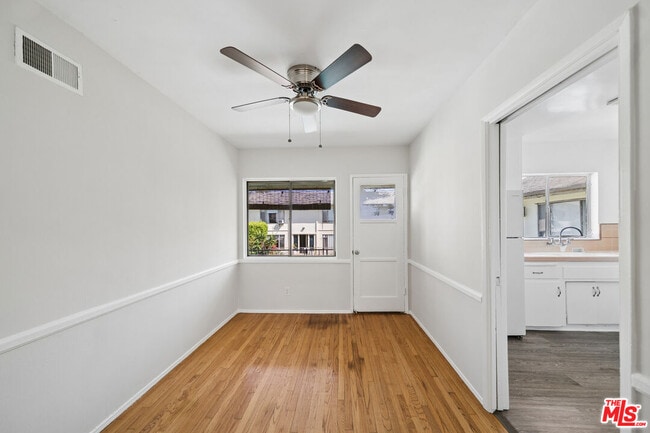 Photo - 1308 Havenhurst Dr Unit 19