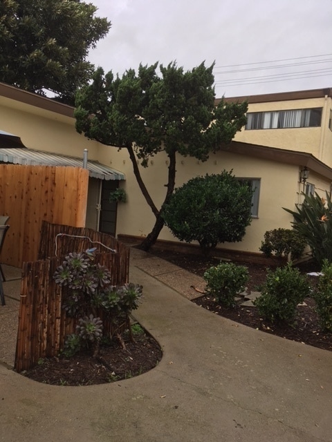 Photo - 328 Unit 2168 Thomas Ave.