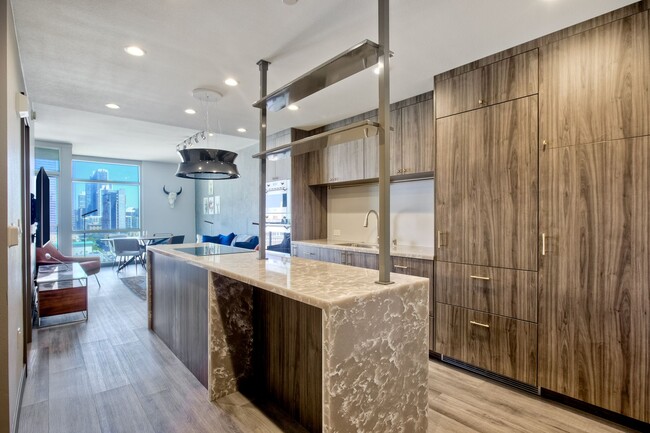 Photo - 800 The Mark Ln Townhome