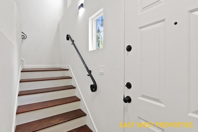 Photo - 2200 Timberwood