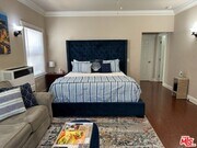 Photo - 1025 Locust Ave Unit 6