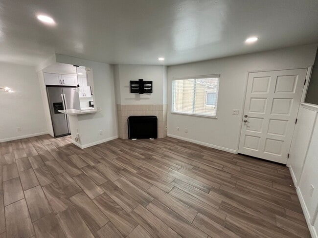 Photo - M76 - Rego Unit 4642 - #6