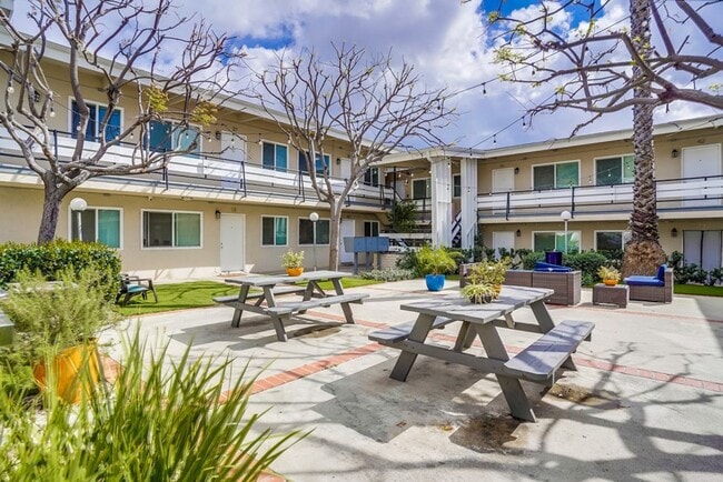 Photo - 2675 Arlington Ave & 3105 W 27th St (B)