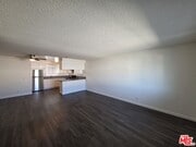 Photo - 11716 Oxford Ave Unit 7