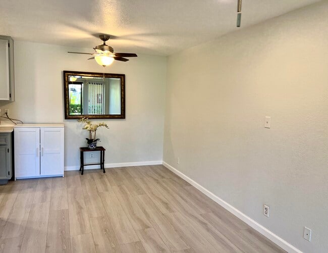 Photo - 2820 N Arcadia Ct Unit 112