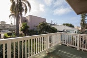 Photo - Spacious 2BR Just 1/2 Block to Ocean with ... Apartment Unit 4952 1/2