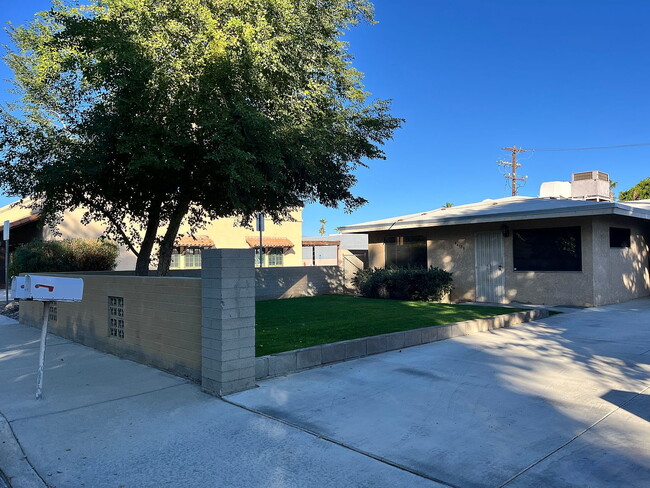 Building Photo - 44136 Fairhaven Dr