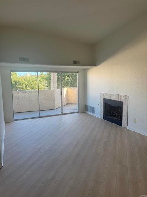 Building Photo - 7244 Camino Degrazia Unit 288