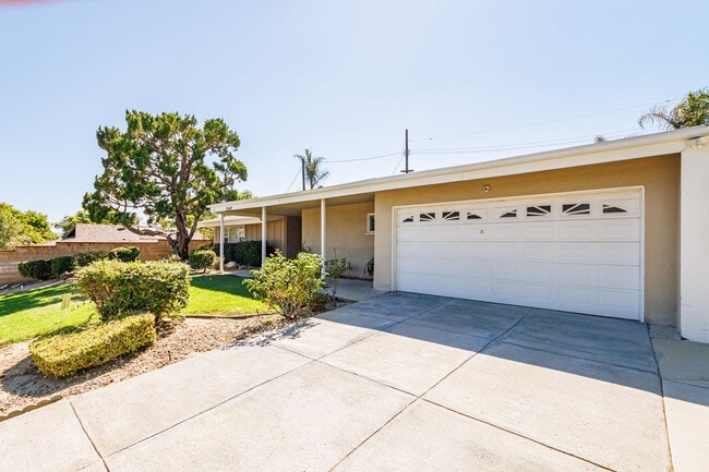 Beautifully Renovated 3-Bedroom Home in Pr... - Beautifully Renovated 3-Bedroom Home in Pr...
