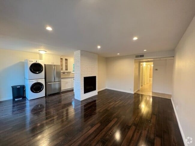Building Photo - Wyoming-11578 Unit 104 Rental