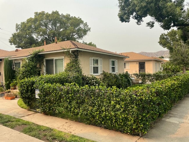 Building Photo - COMING SOON! Charming Single-Story 2-Bedroom Home in Burbank!