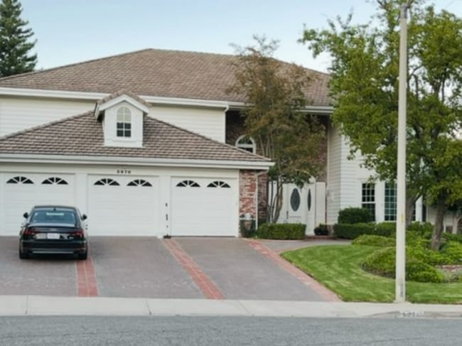 Building Photo - 5970 Kingham Ct Rental