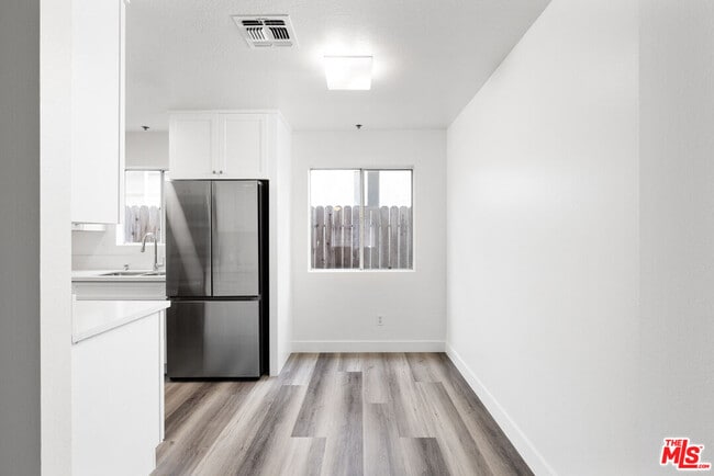 Photo - 6616 Sylmar Ave Unit 2