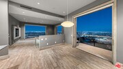 Photo - 1600 Viewmont Dr House