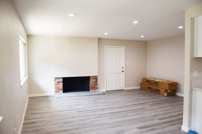 Olive (815) North - Olive (815) North Apartment Unit Olive (815) #A