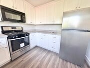Photo - 619 N Kingsley Dr Unit P