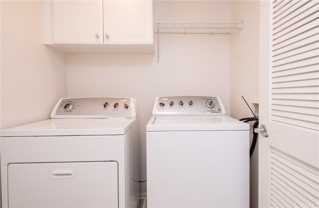 Photo - 928 Lilac Ln